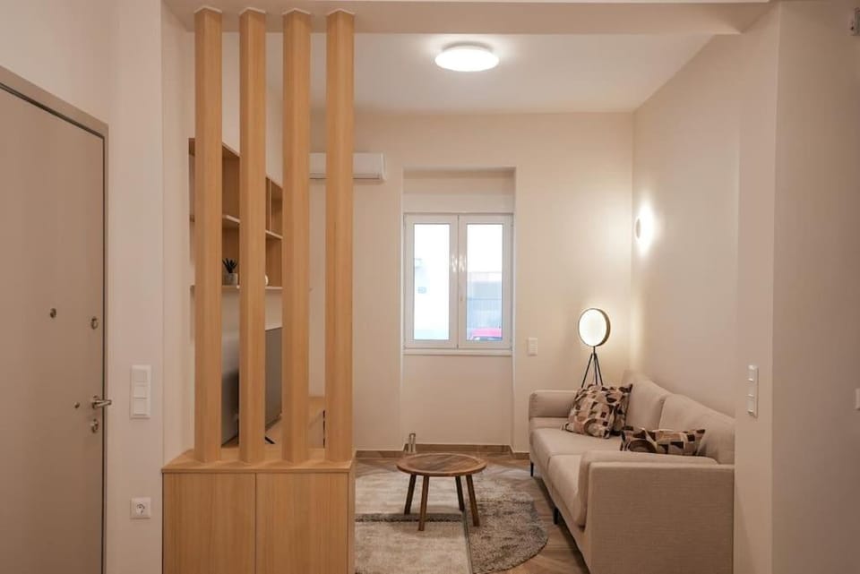 The Downtown Oasis [4' To Panormou Metro Station] Apartment in Athens