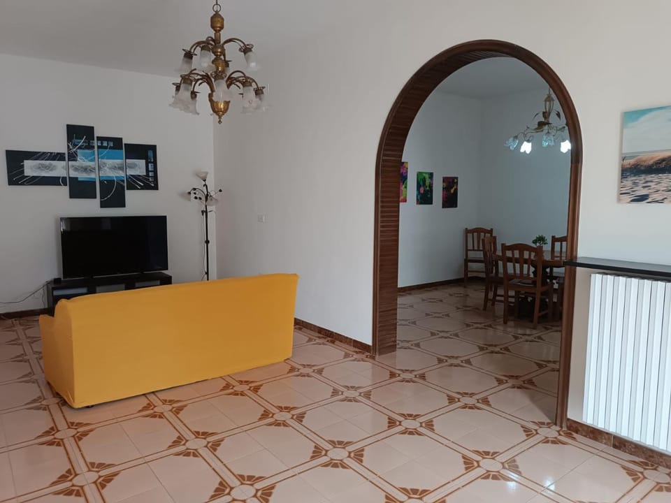 Communal lounge/ TV room, TV and multimedia