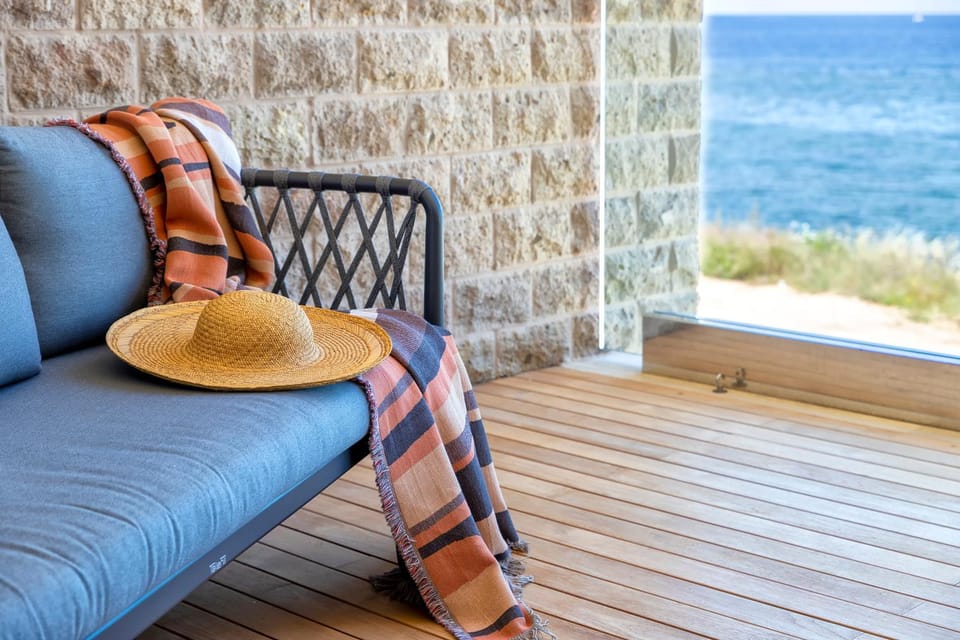 Day, Natural landscape, Balcony/Terrace, Sea view
