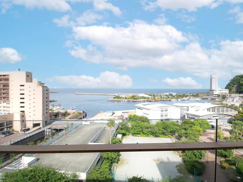 Day, Neighbourhood, Sea view
