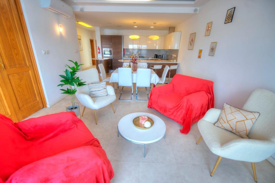 Spacious 3bedrooms with spectacular views GOSLM-6 Apartment in Sliema