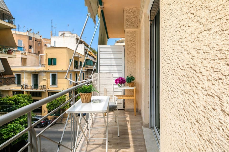Balcony/Terrace, Seating area, Dining area, City view
