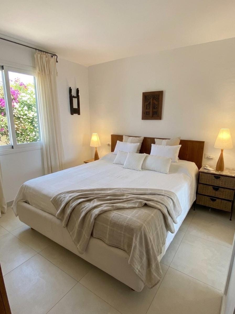 Villetta girasole, piscina, vista mare, Wifi House in Sardinia
