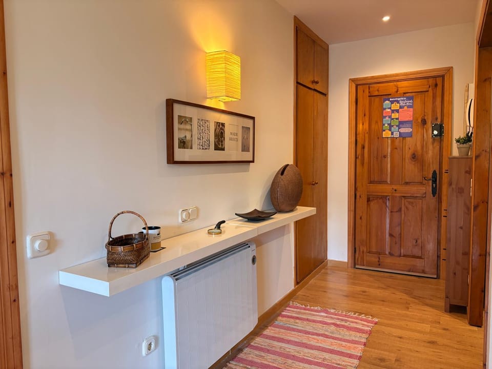 Tu refugio acogedor- Wi-Fi, vistas y confort - Muntanyó 1 Apartment in Pla de l'Ermita