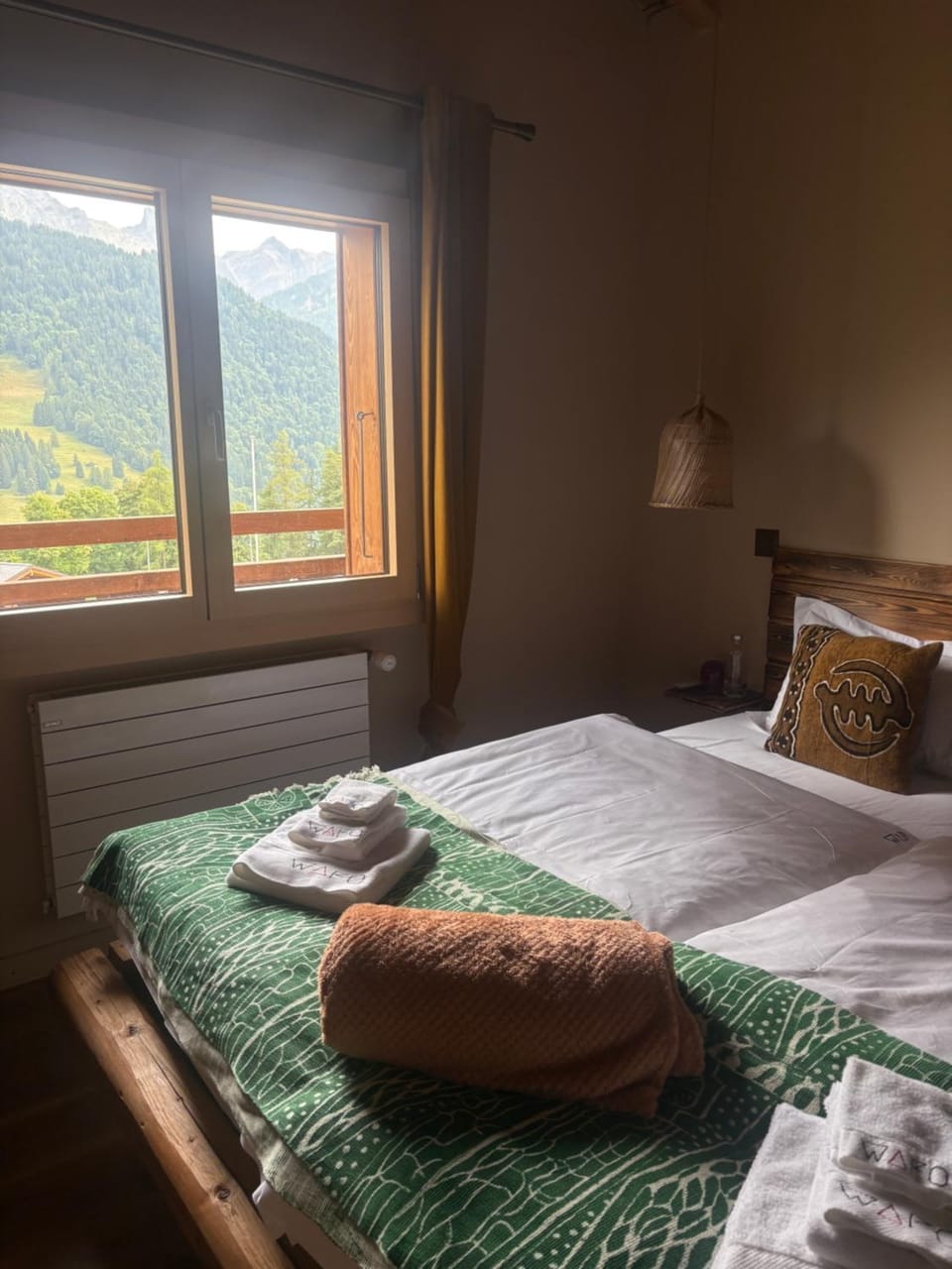 Bed, Natural landscape, Photo of the whole room, Mountain view, towels