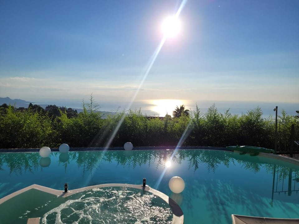 Day, Pool view, Sea view