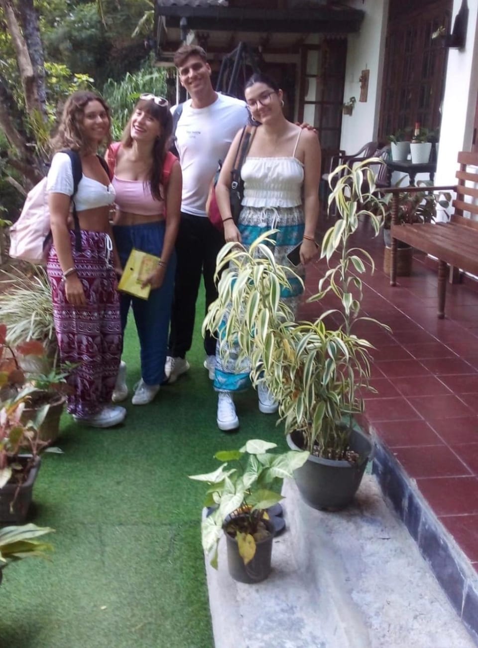 Villa25 Homestay - free pick up from the centre Vacation rental in Gangawatakorale