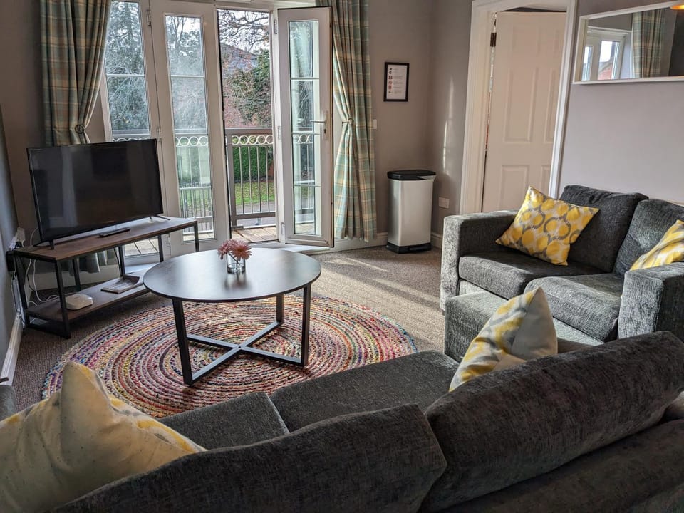 TV and multimedia, Balcony/Terrace, Living room, locker