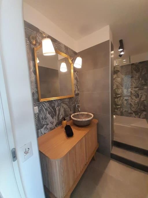 Elegante monolocale Elmas Cagliari Apartment in Sardinia
