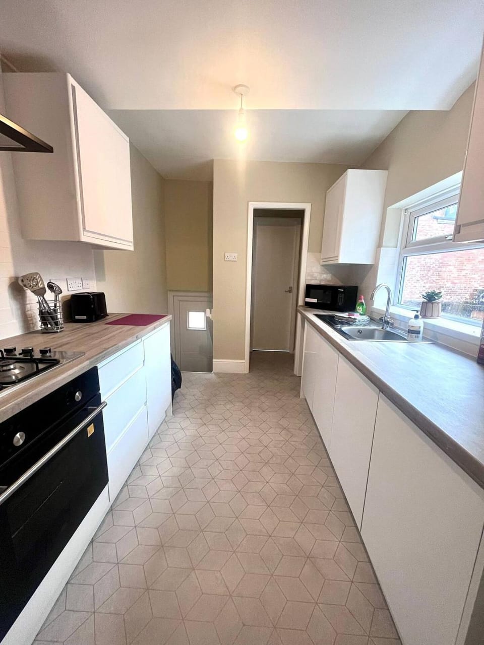 4 BDRM very spacious apartment Apartment in Gateshead
