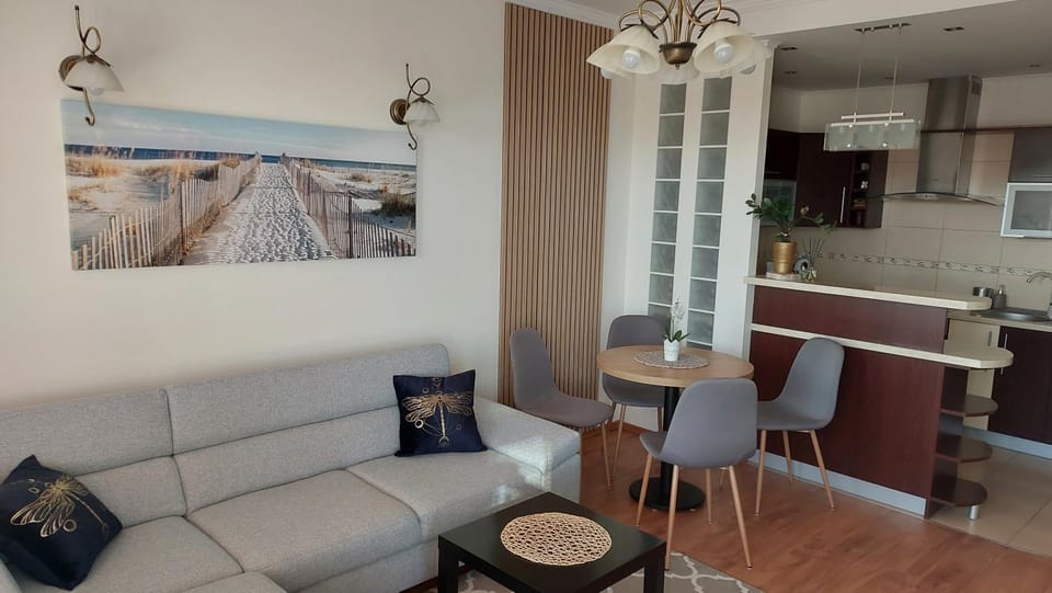 apartament AWA Osiedle Bajkowe Kołobrzeg Balkon bezpłatny Parking Spokojna okolica Apartment in West Pomeranian Voivodeship, Poland