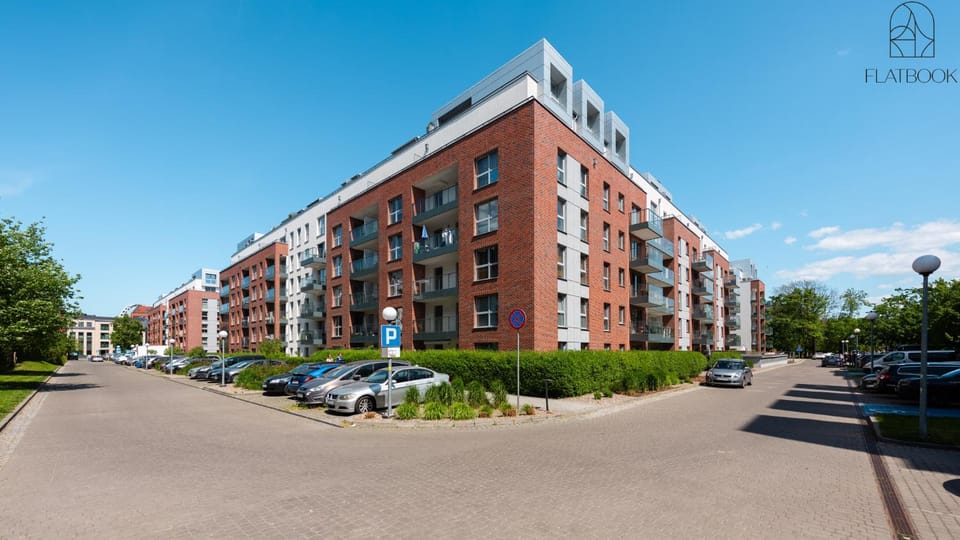 Property building, Neighbourhood, Street view, Location