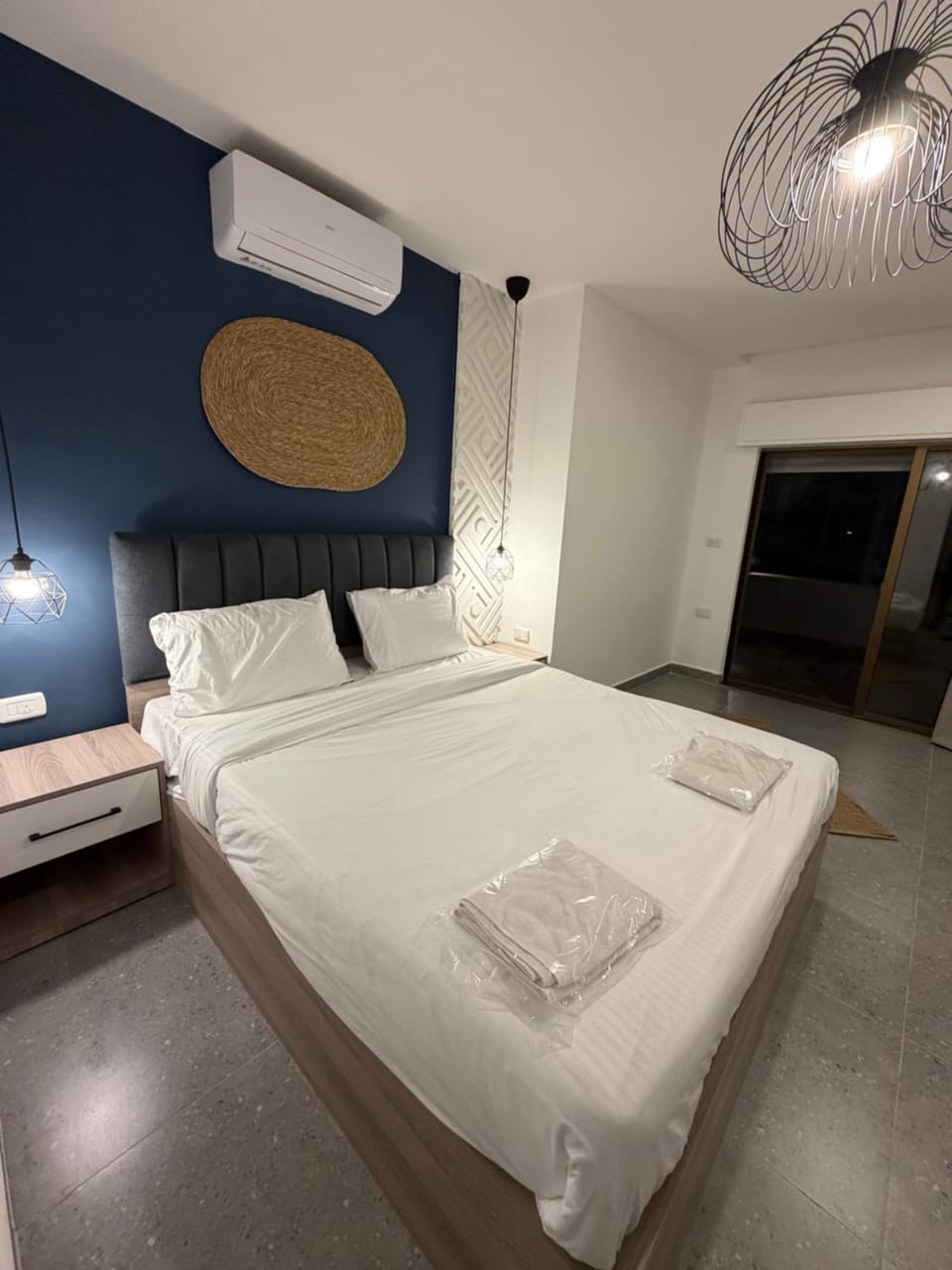 abdoun rooftop 2bedroom kh&sh 02 Apartment in Africa