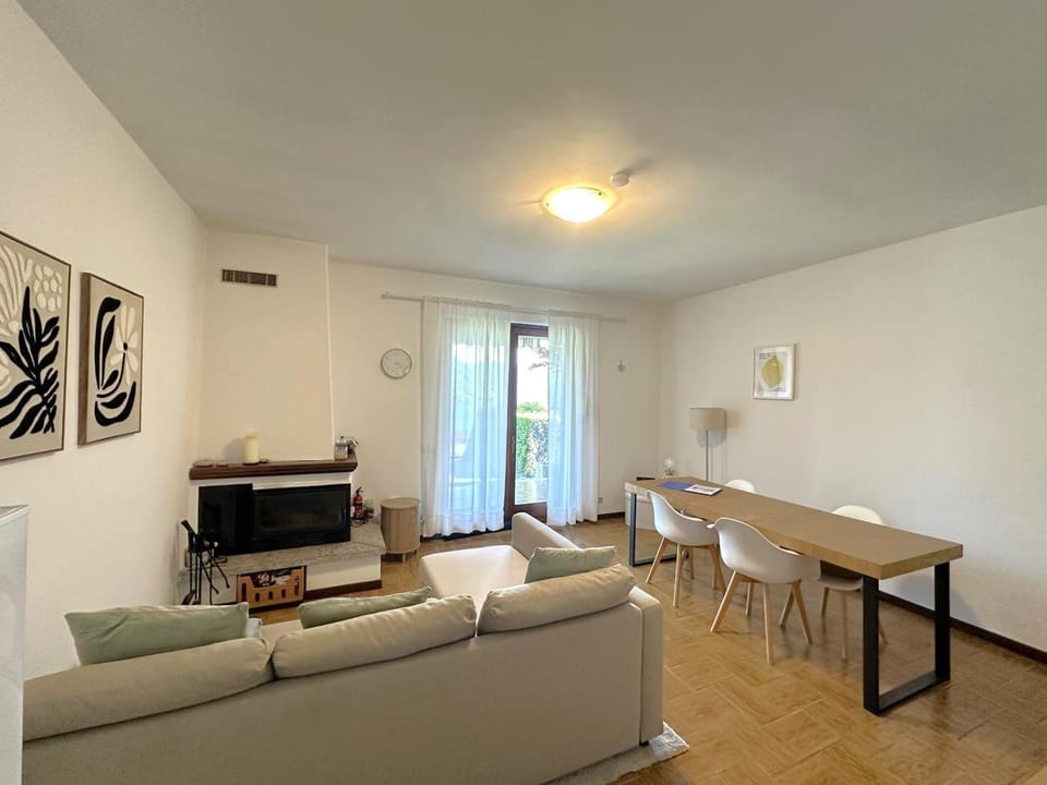 Katty House - Dizzasco Lake Como House in Canton of Ticino