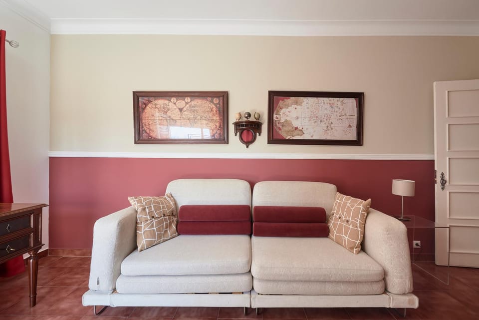 Communal lounge/ TV room, Seating area