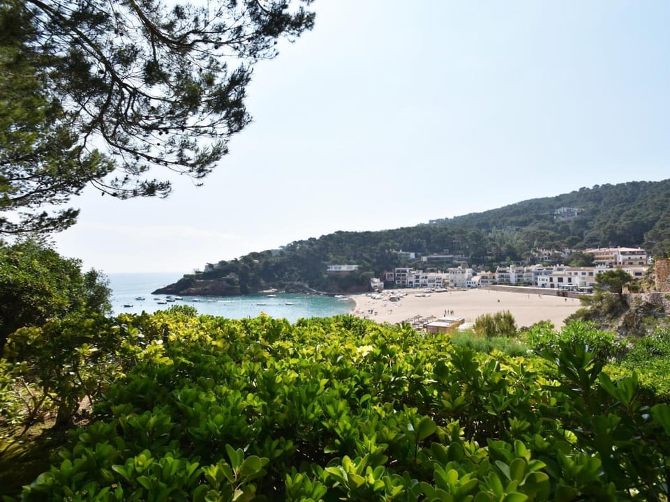 Sa Punta Negra House in Baix Empordà