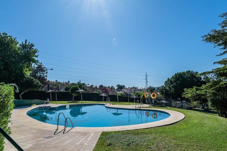 Property building, Swimming pool