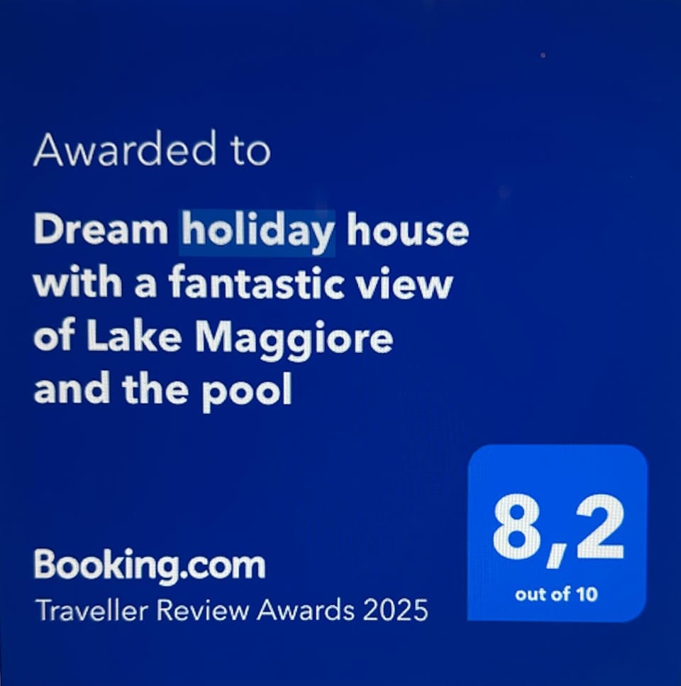 Ferienhaus Patrizia with a fantastic view of Lake Maggiore and the pool Villa in Locarno