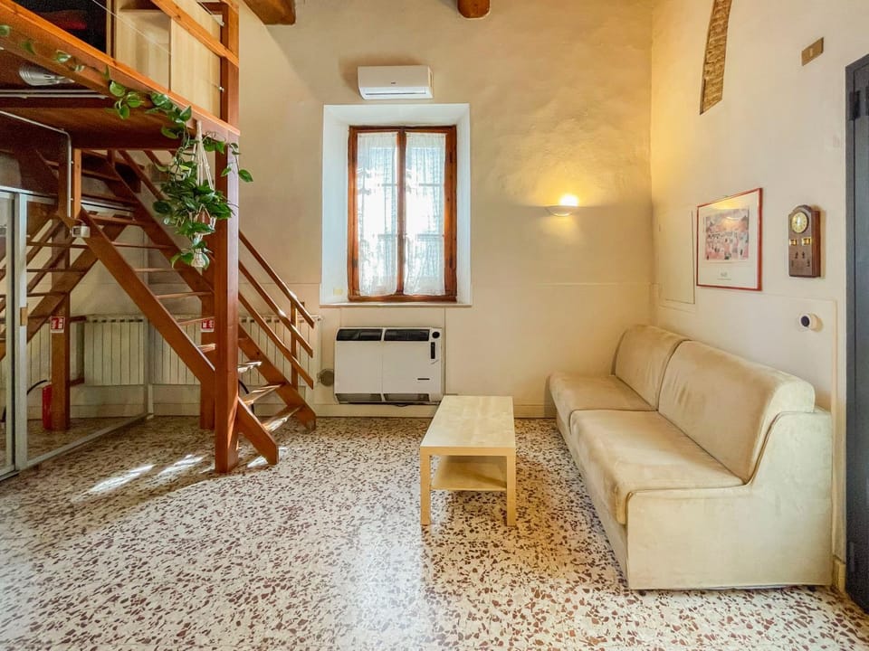 Loft Rustico Apartment in Florence