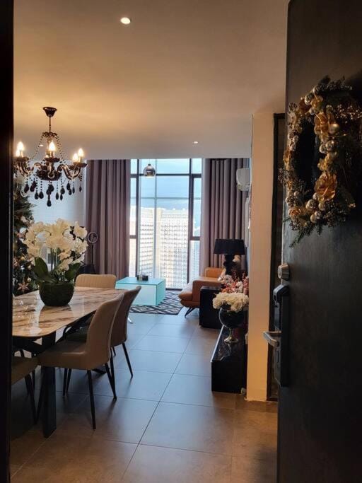 Empire Damansara Designer Soho Karaoke & Netflix Apartment in Petaling Jaya