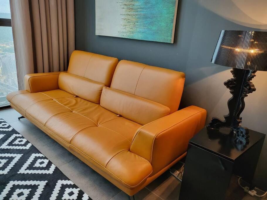 Empire Damansara Designer Soho Karaoke & Netflix Apartment in Petaling Jaya