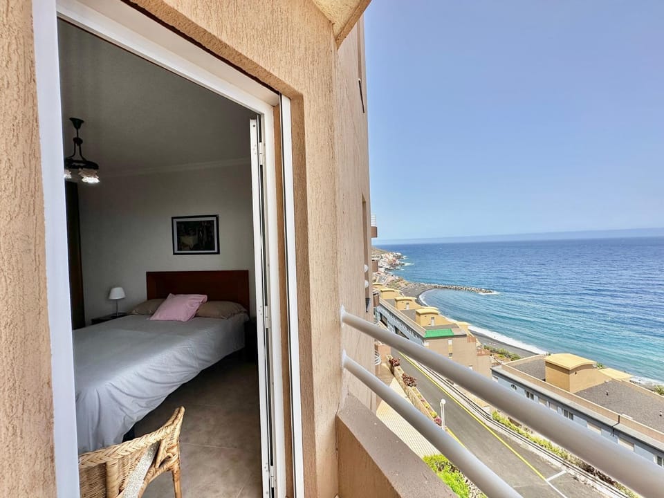 Bed, View (from property/room), Balcony/Terrace, Balcony/Terrace, Beach, Bedroom, Sea view