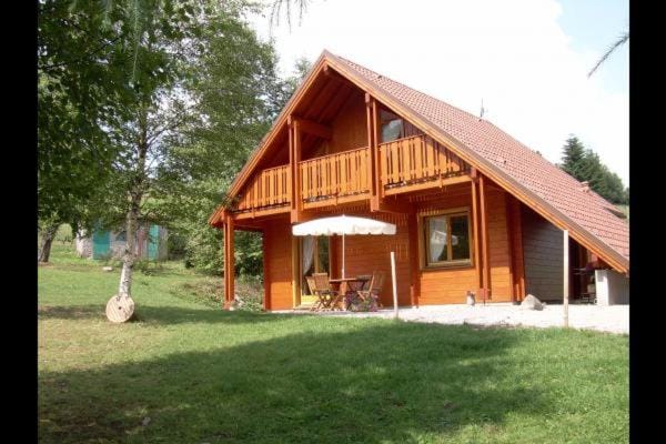 Chalet Les 2 Bouleaux à 2 pas de GERARDMER et des lacs House in Xonrupt-Longemer
