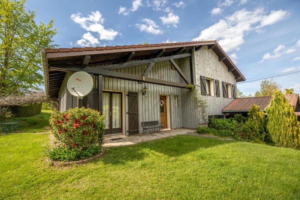 Chalet Les 3 Chênes Xonrupt-Longemer à 2 pas de GERARDMER et des lacs Villa in Xonrupt-Longemer