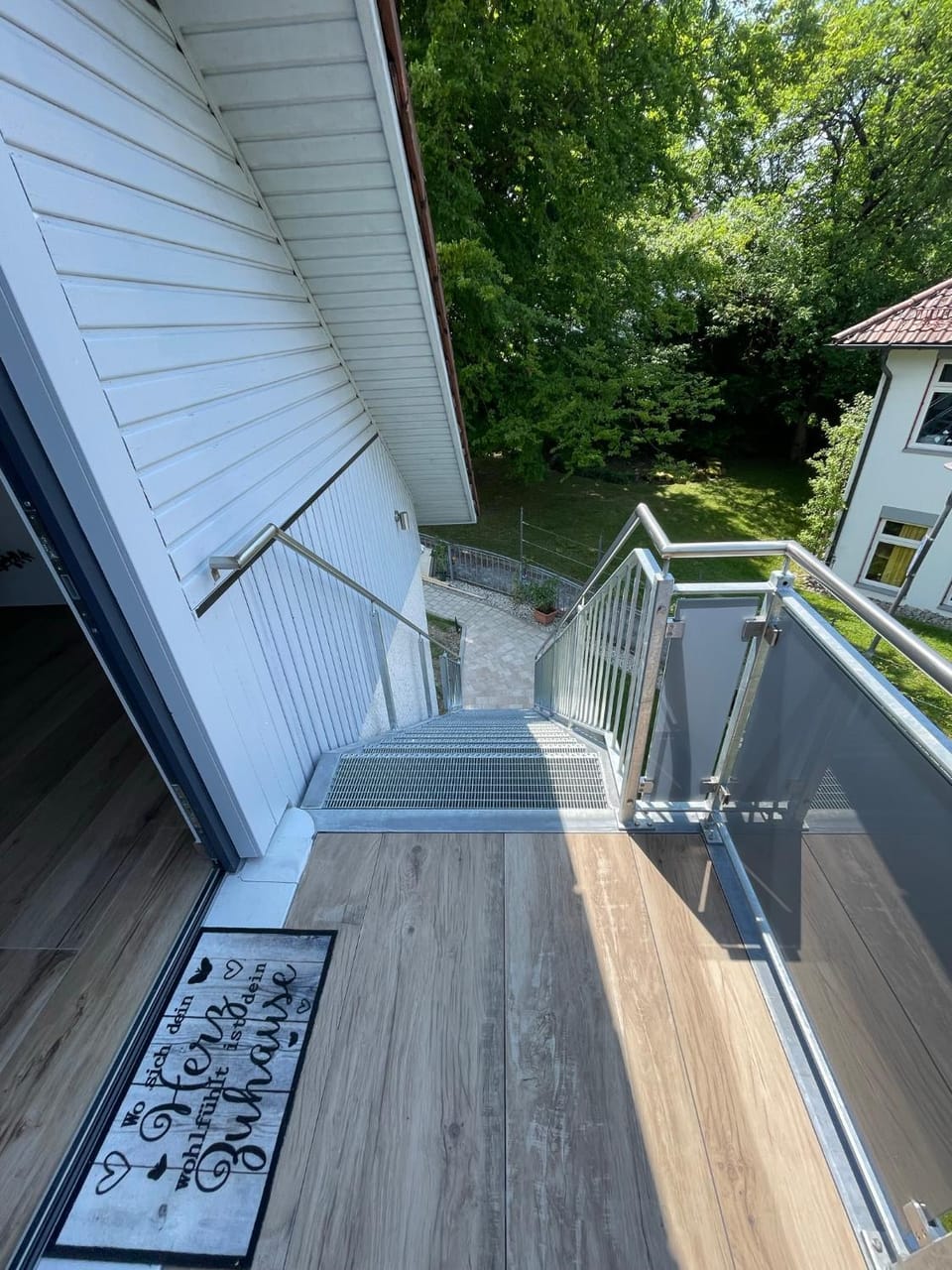 Patio, Facade/entrance