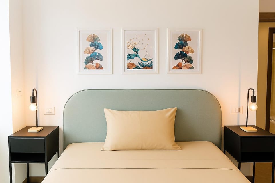 Bed, Photo of the whole room, Bedroom