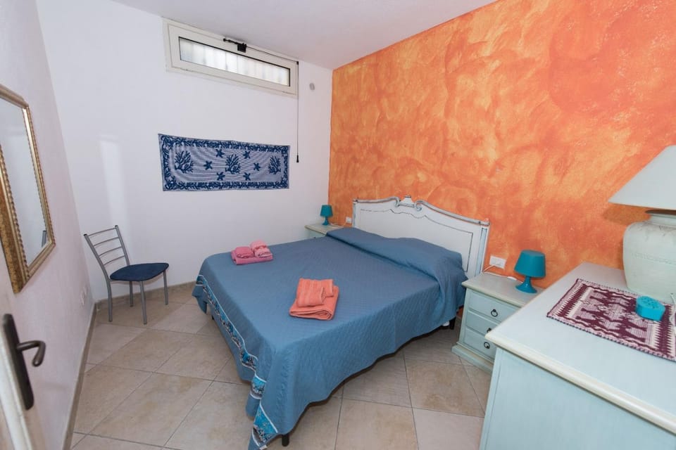 Property building, Living room, Bedroom