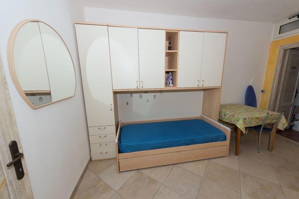 Property building, Living room, Bedroom