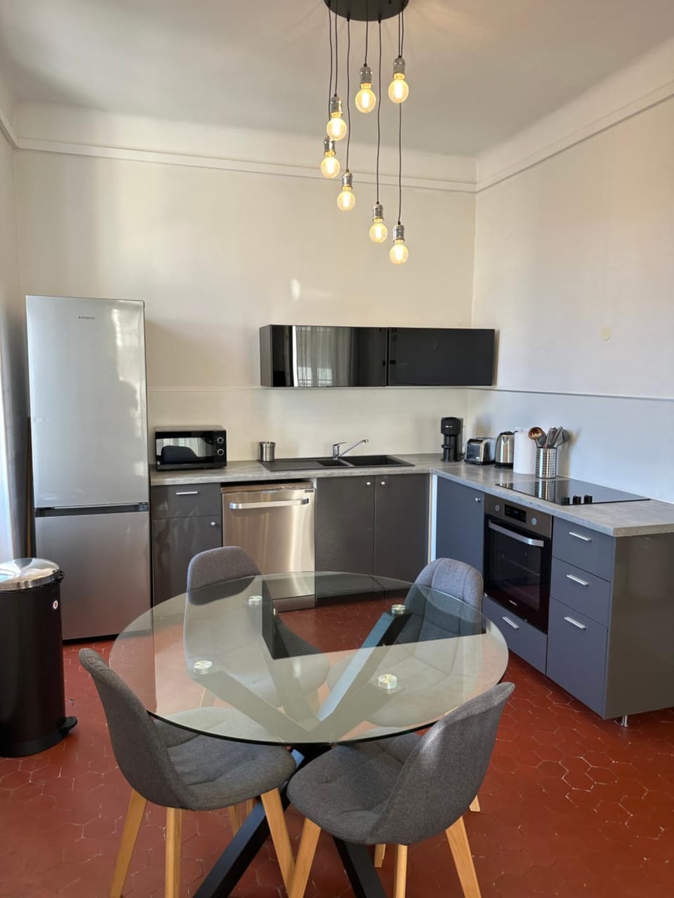 Kitchen or kitchenette, Dining area, dishwasher, oven, stove, toaster