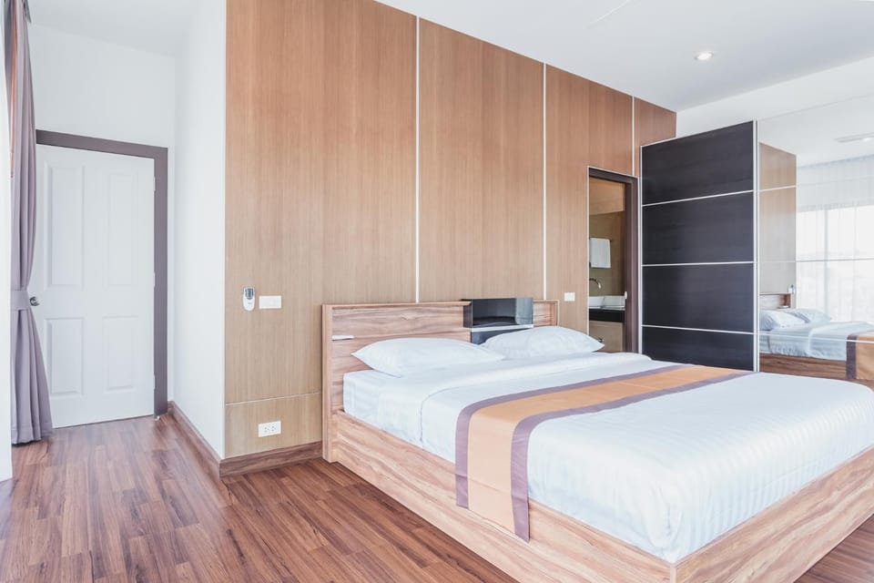 Bed, Bedroom, wardrobe