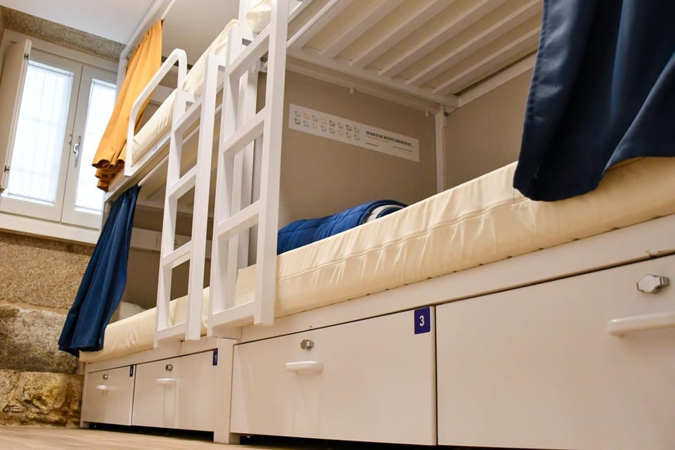 bunk bed
