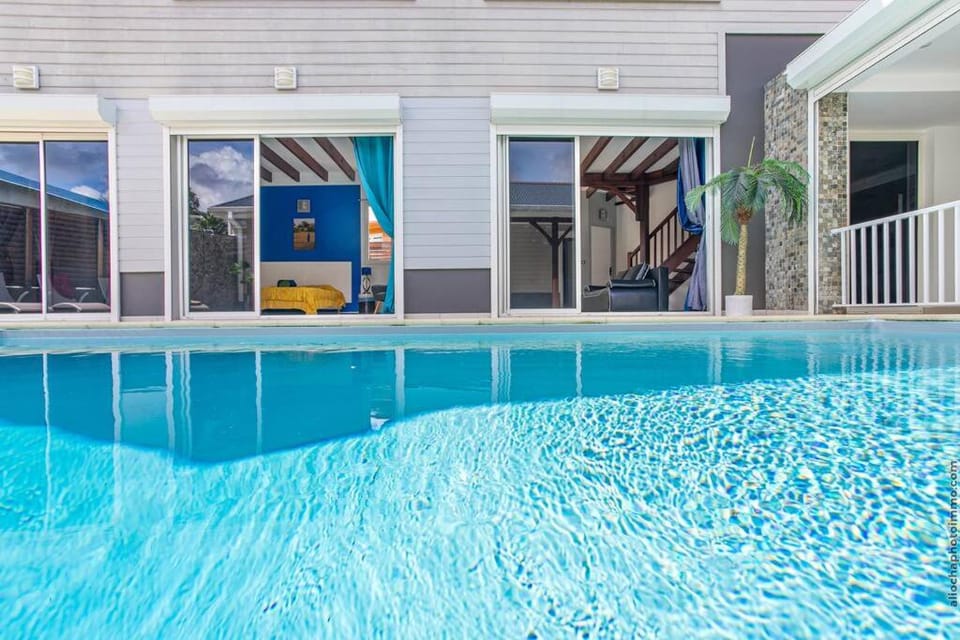 Balcony/Terrace, Swimming pool