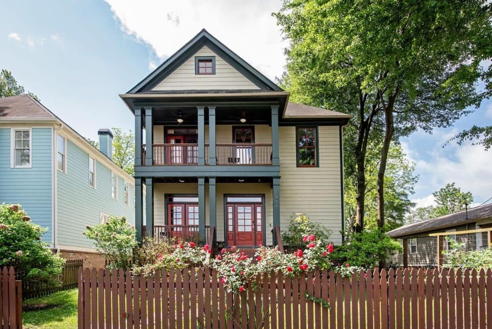 Bixby's Knees House in Atlanta