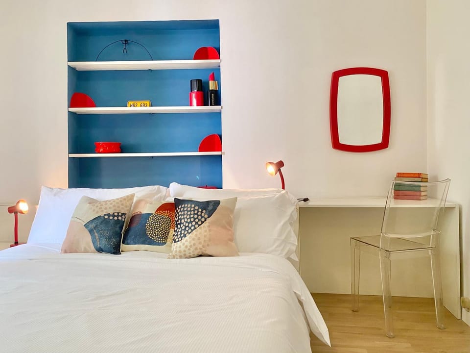 Bed, Photo of the whole room, Bedroom, hair dresser