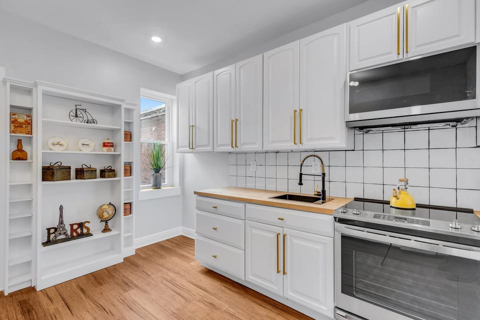 Coffee/tea facilities, Kitchen or kitchenette, Communal kitchen, minibar, pet friendly, stove