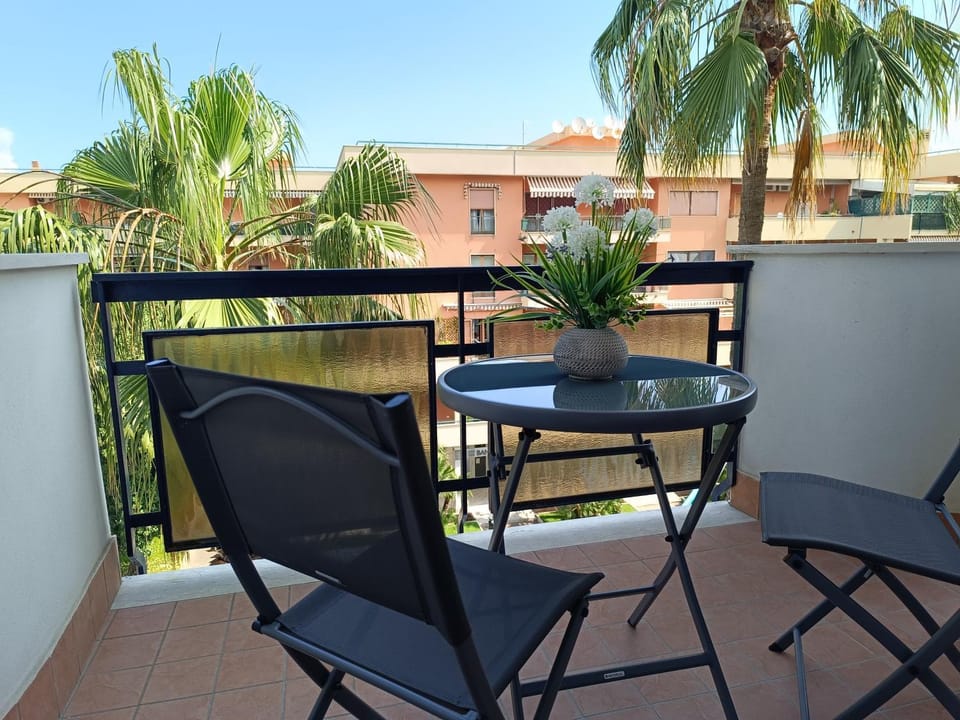 Balcony/Terrace, Breakfast