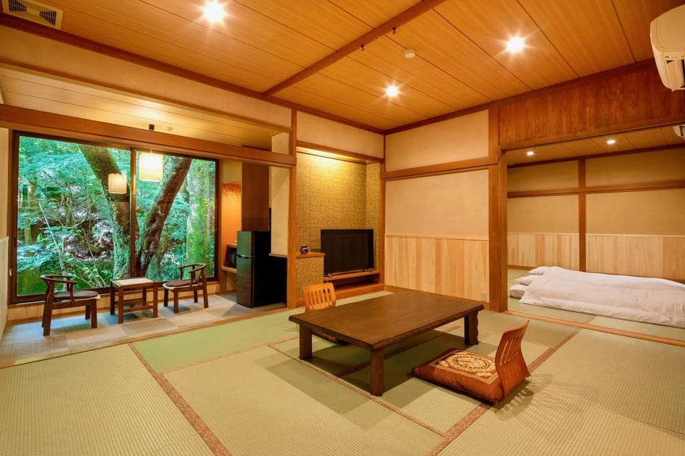 View (from property/room), Living room, Photo of the whole room, River view