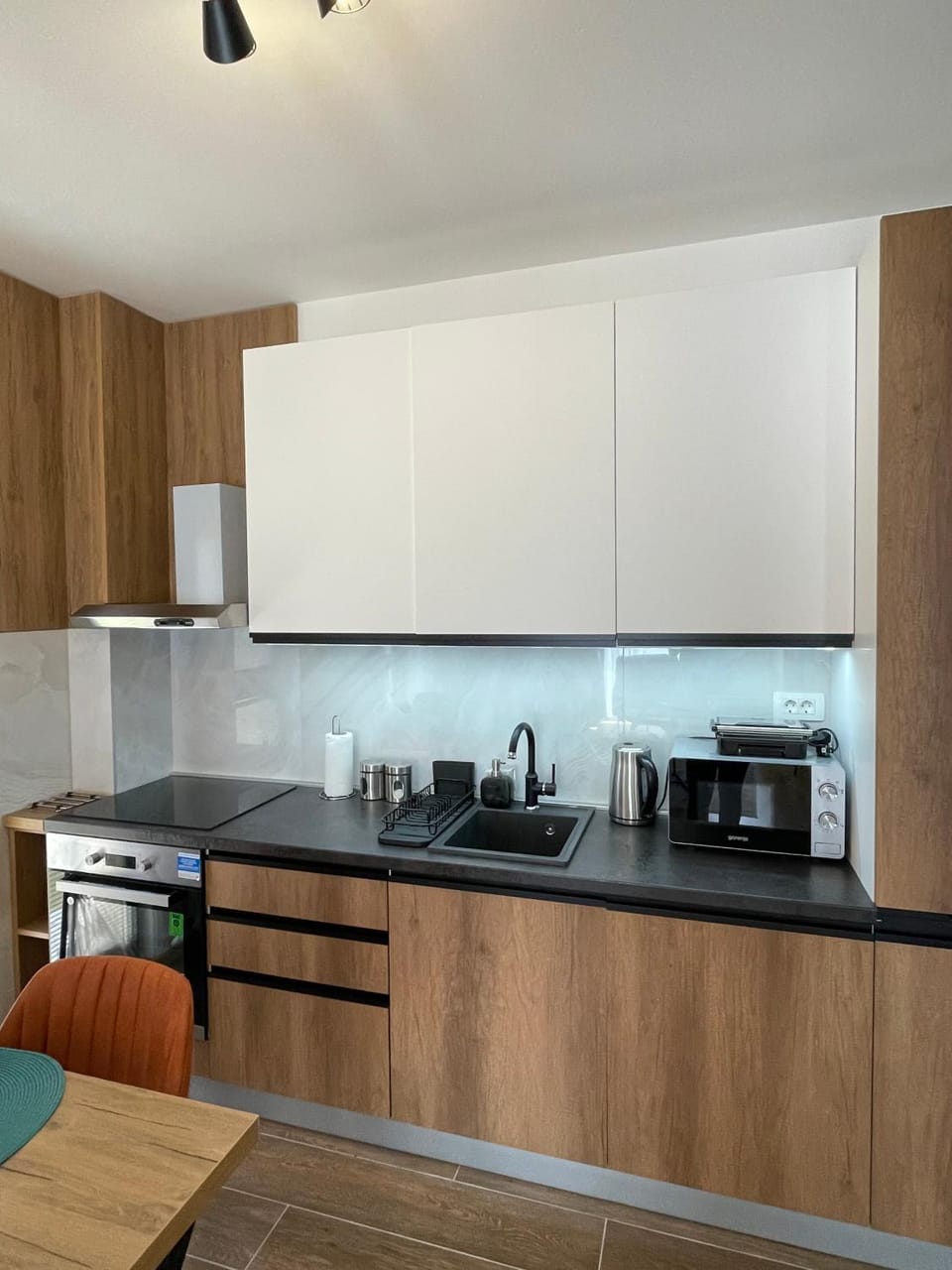 Coffee/tea facilities, Kitchen or kitchenette, minibar, pet friendly