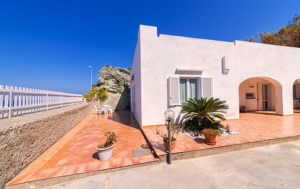 Property building, Inner courtyard view