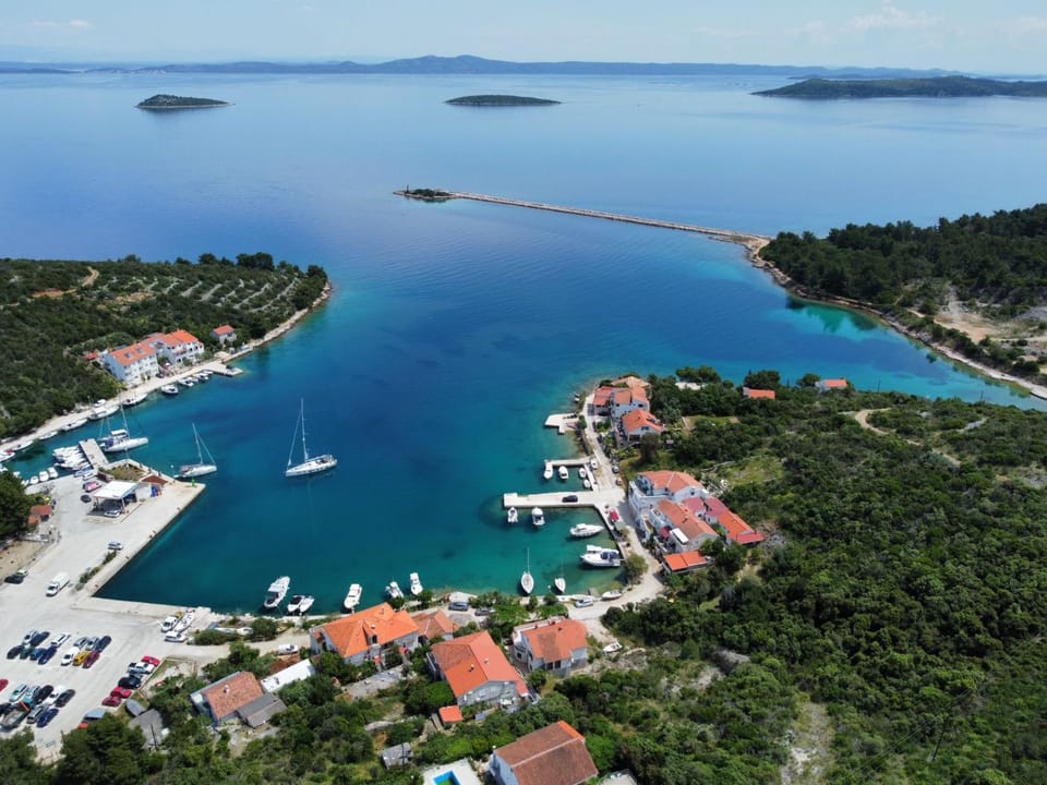 Kuća Zora Apartment in Zadar County