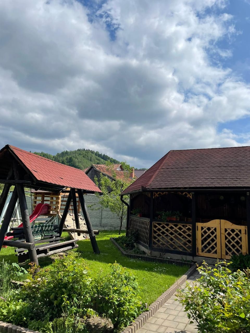 Pensiunea Andora Bed and Breakfast in Brașov County