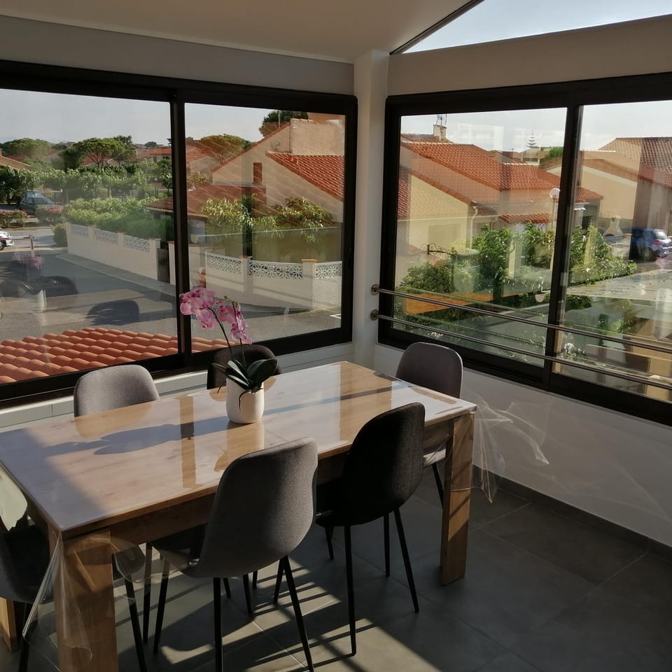 Maison jusqu'à 6 personnes à proximité du port de la plage House in Le Barcarès