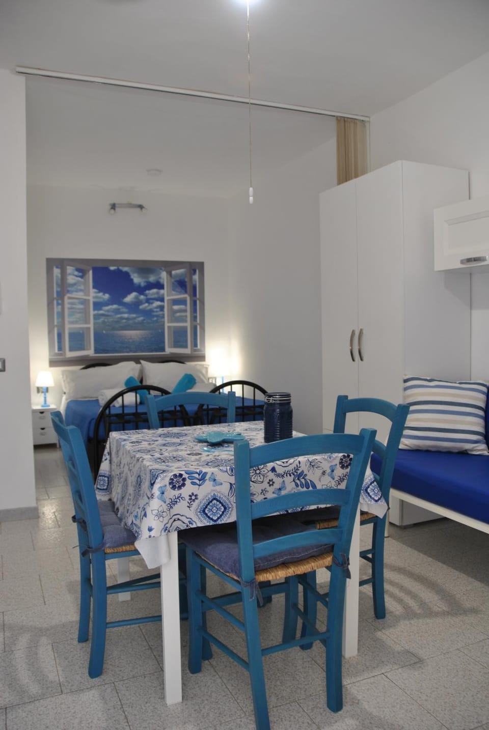 Living room, Dining area, Bedroom