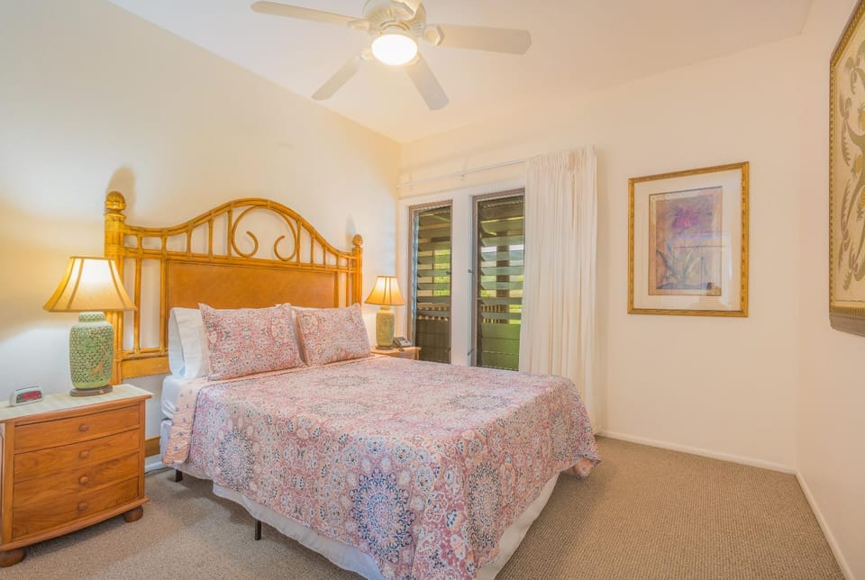 Oceanfront 1 BR Condo at Kaha Lani KL309 House in Kauai