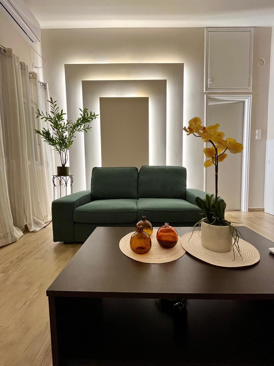 Emerald Luxury Apartments - ATH Airport Apartment in East Attica Regional Unit, Greece