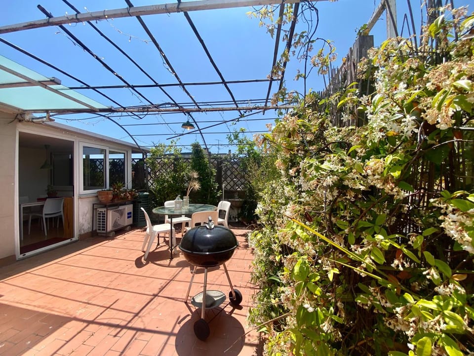 Balcony/Terrace, Garden view